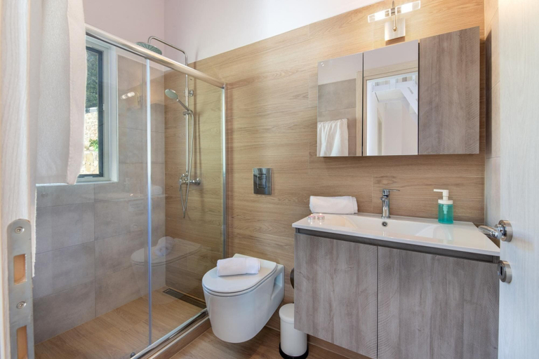 Bathroom, Villa Alexandros Swimming Pool Walk to Beach A C Wifi - 3454, Ionian Islands