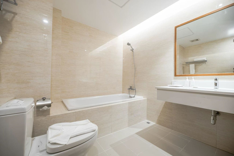 Bathroom 3, The Gandamar Hotel, Yangon
