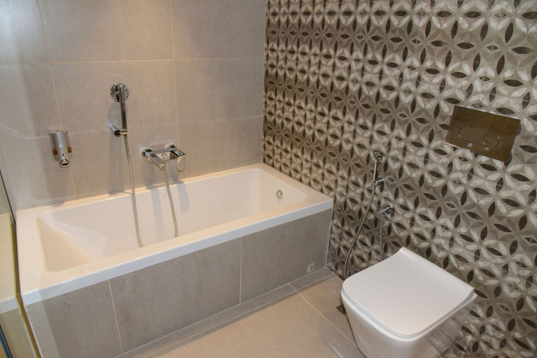 Bathroom 5, Fortune Valley View, Manipal - Member ITC Hotels' Group, Udupi