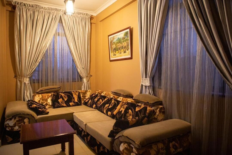 Bedroom 2, Summit Lodge, Arusha