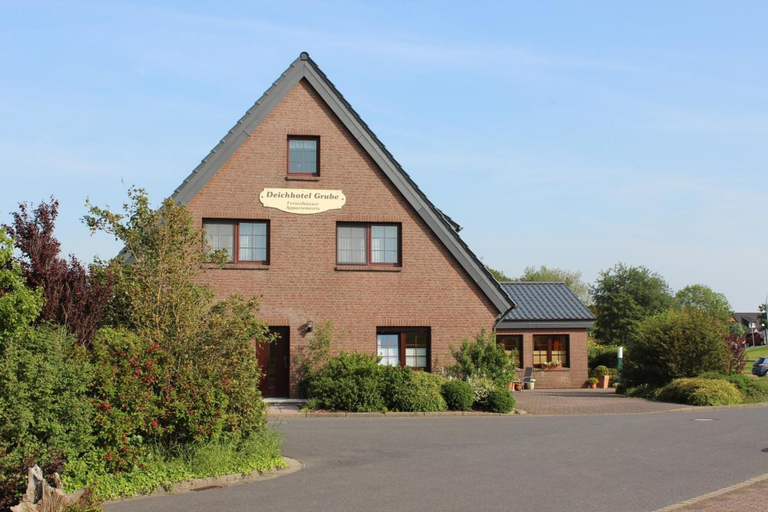 Exterior & Views 2, Deichhotel Grube, Cuxhaven