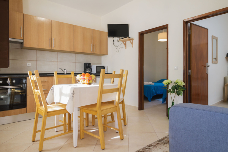 Others 5, Casas Bemposta, Monchique
