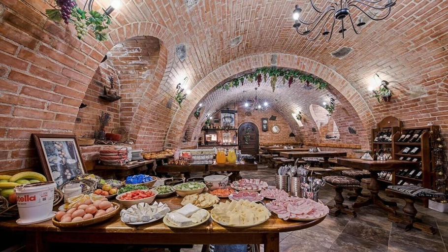Food & Drinks, Apartmány Divoký anděl, Bruntál