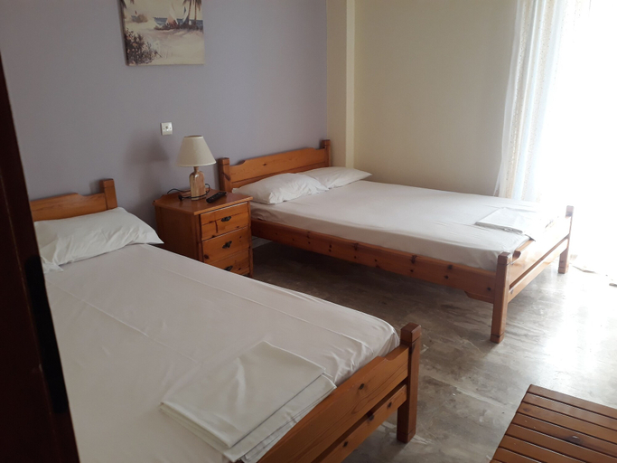 Bedroom 5, Finikas, Peloponnese