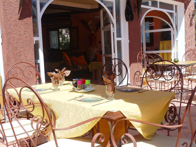 Food & Drinks 4, Mohatirste, Al Haouz
