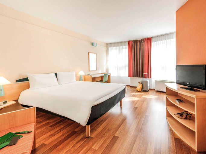 Bedroom 4, ibis Bamberg Altstadt, Bamberg