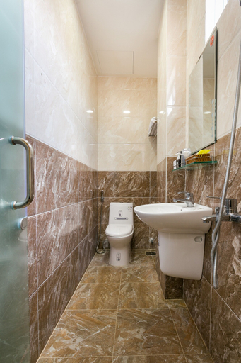 Bathroom 3, Marine Hotel & Apartment, Vũng Tàu