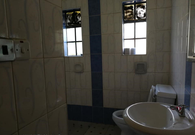 Bathroom 3, Genesis Guest House, Naivasha