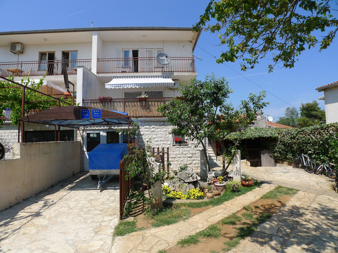 Exterior & Views, Apartment for 5 Persons With Balcony, Premantura