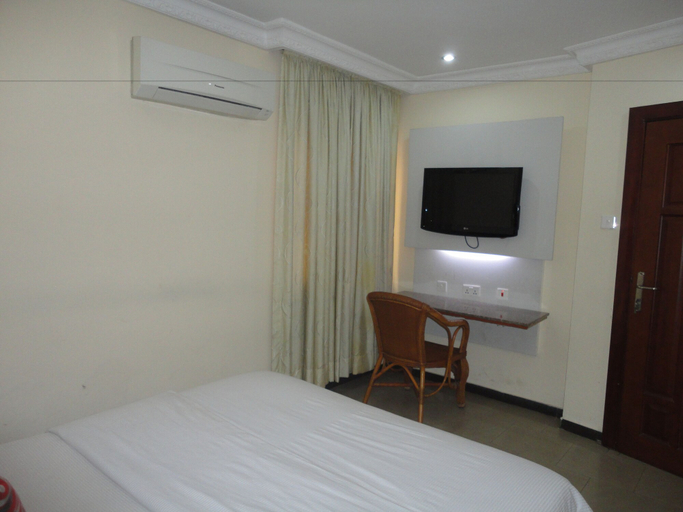 Bedroom 3, SDM Tavern and Suites, IbadanNorth