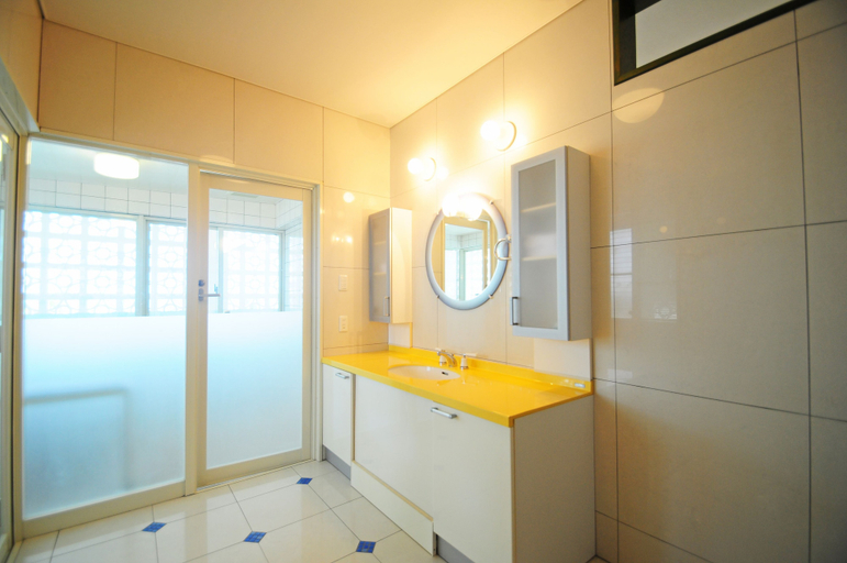 Bathroom 4, Kaiho Fusaki main building, Ishigaki