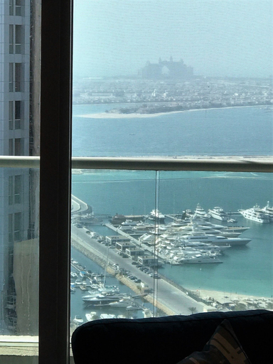 View from room, Yanjoon Holiday Homes - Marina Heights, Dubai