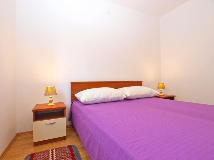 Bedroom 2, Apartment 1406, Pula