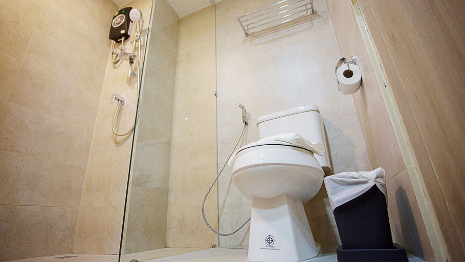 Bathroom 5, B2 Hat Yai Boutique & Budget Hotel, Hat Yai