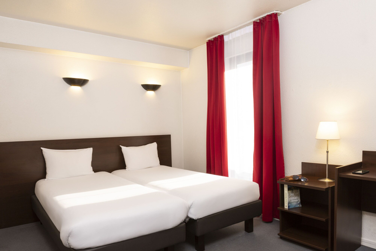 Bedroom 5, Aparthotel Adagio Access La Défense Léonard de Vinci, Hauts-de-Seine