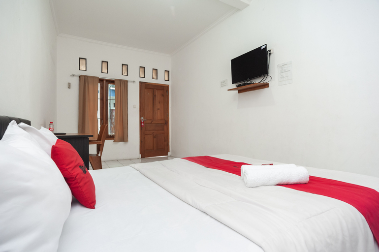 Bedroom 25
