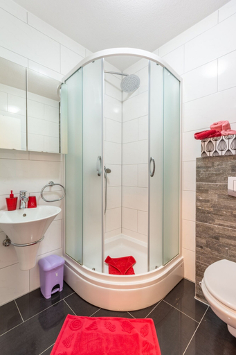 Bathroom 3, Apartments Palma, Omiš