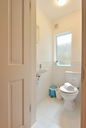 Bathroom 3, Victoria Gardens, Kent