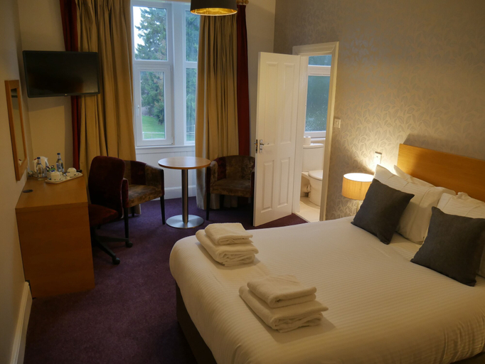 Bedroom 3, The Speyside Hotel, Highland