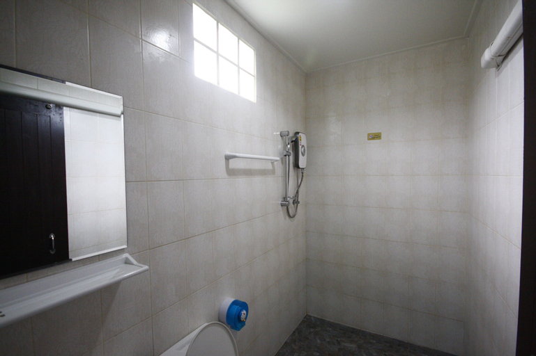 Bedroom 4, Hi Tech Resort, Kabin Buri