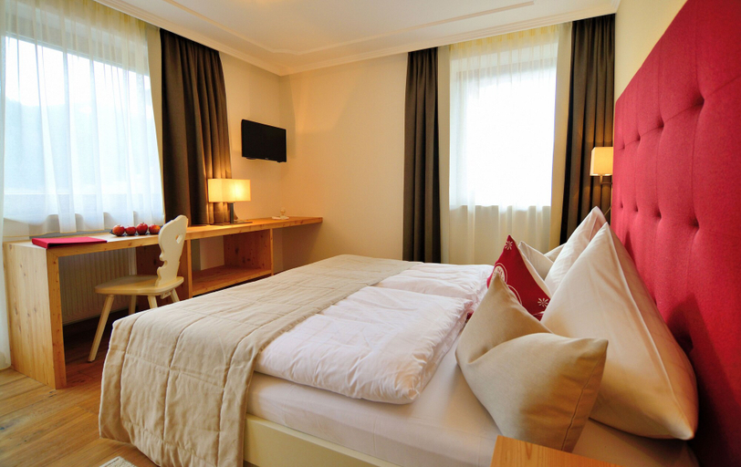 Bedroom 4, Hotel Brunnerhof, Bolzano