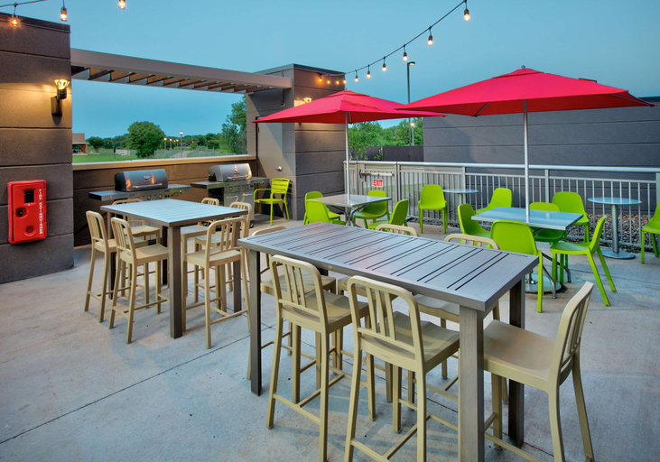 Food & Drinks 5, Home2 Suites by Hilton Wichita Falls, TX, Wichita