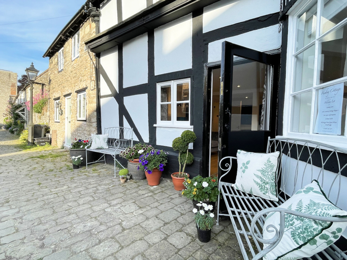 Others 4, Humbug Cottage, Shropshire