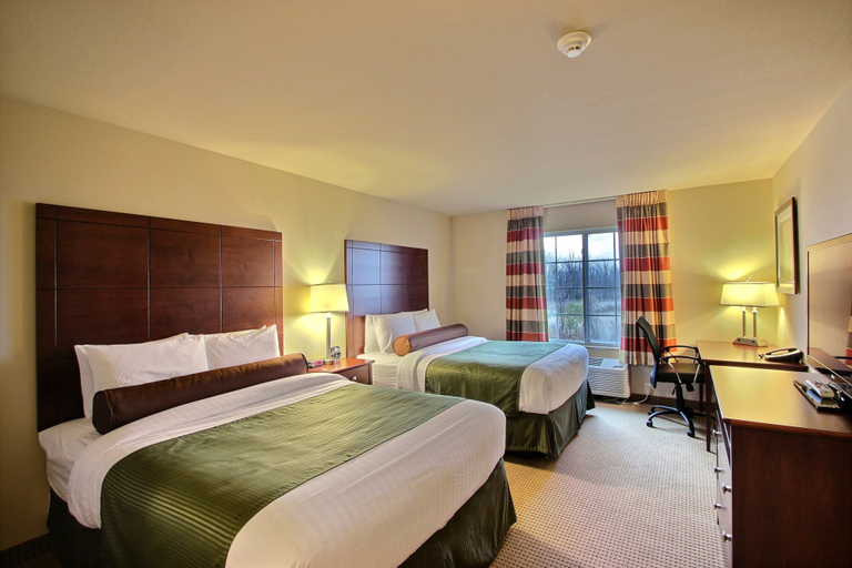 Bedroom 3, AmericInn by Wyndham Oshkosh, Winnebago