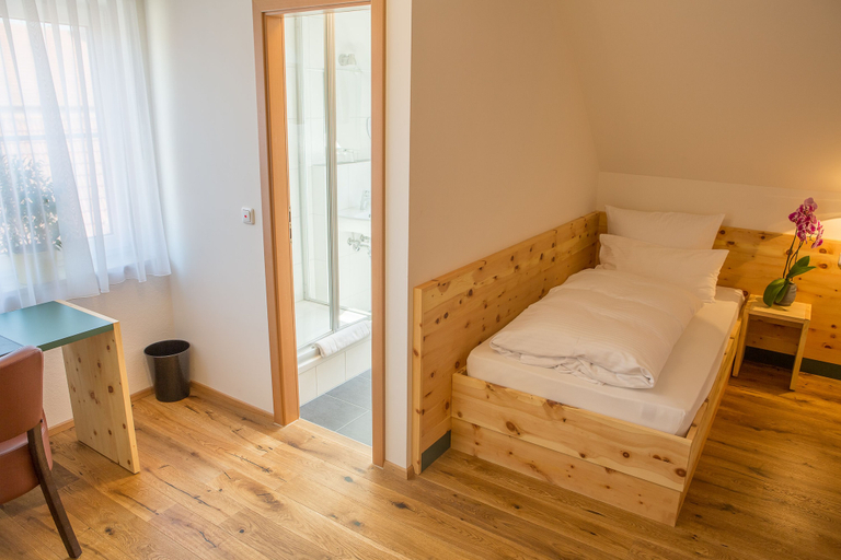 Bedroom 4, Landgasthof Weberhans, Donau-Ries