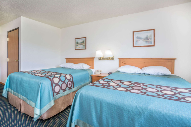 Bedroom 3, Super 8 by Wyndham Phillips, Price