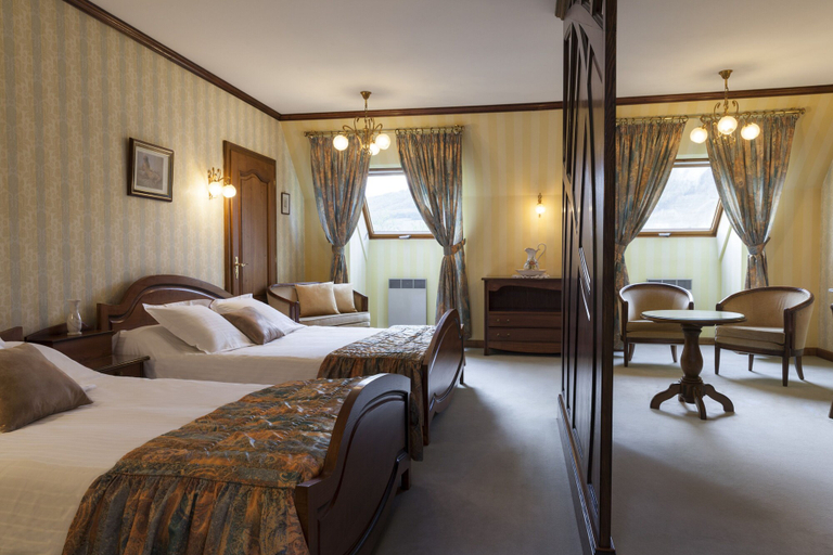 Bedroom 3, Hotel Munsch, Haut-Rhin