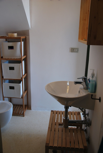 Bathroom 4, Villa Diana, Lecce