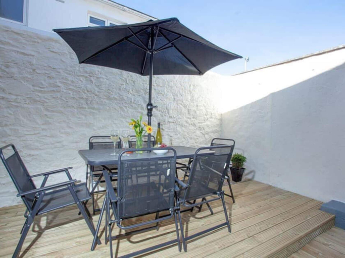 Others 5, Torquay - House - Sleeps 6 - Pet Friendly, Torbay