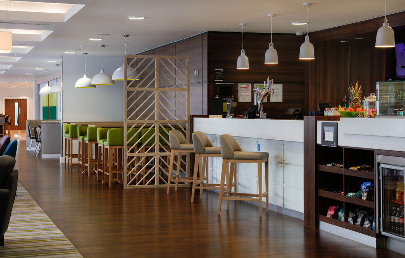 Food & Drinks 4, Hampton by Hilton Exeter Airport, Devon