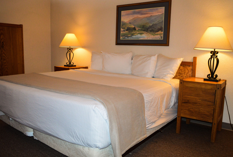 Bedroom 4, Inn at SilverCreek, Grand