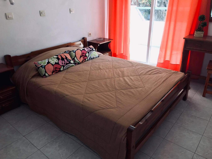 Bedroom 4, Pension Zoi, South Aegean