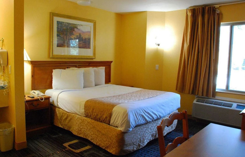 Bedroom 3, Americas Best Value Inn Addison Dallas, Dallas