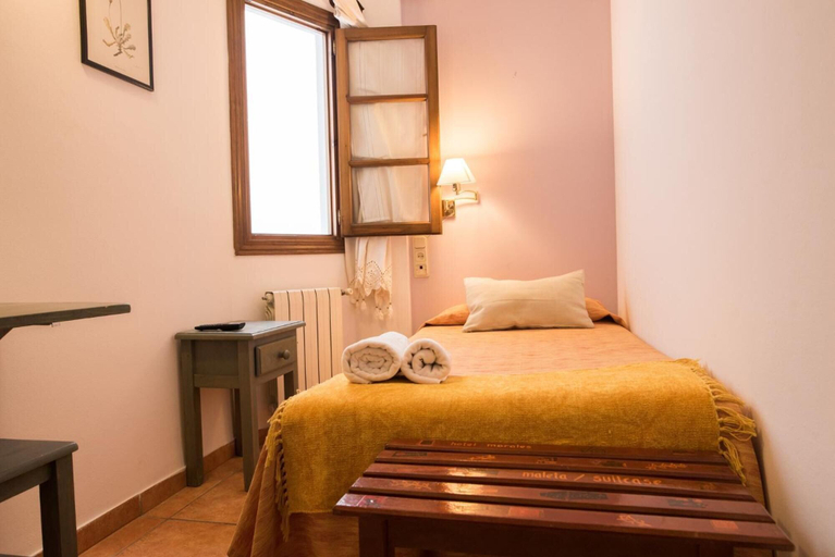 Bedroom 5, Hotel Morales, Málaga