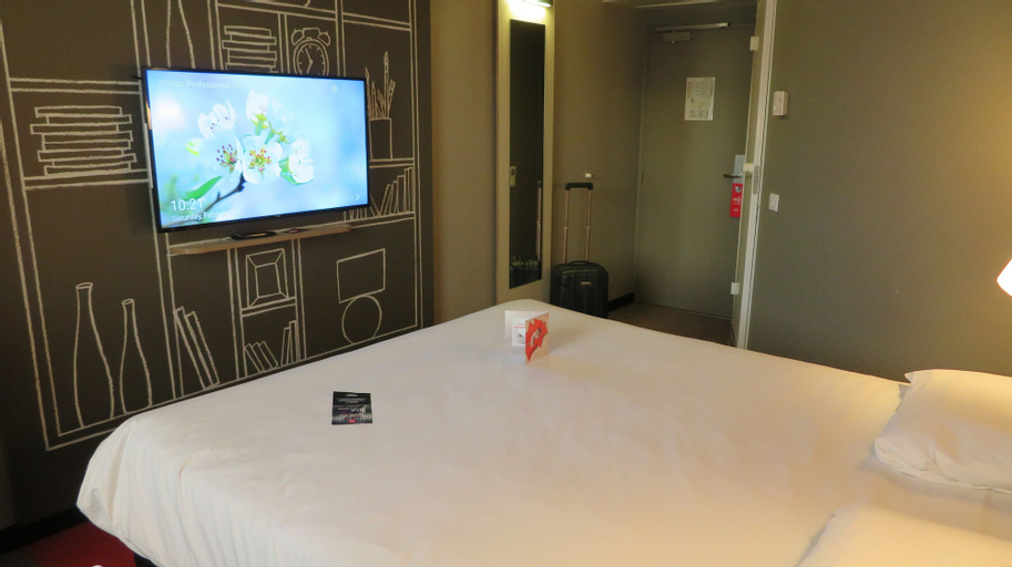 Bedroom 8