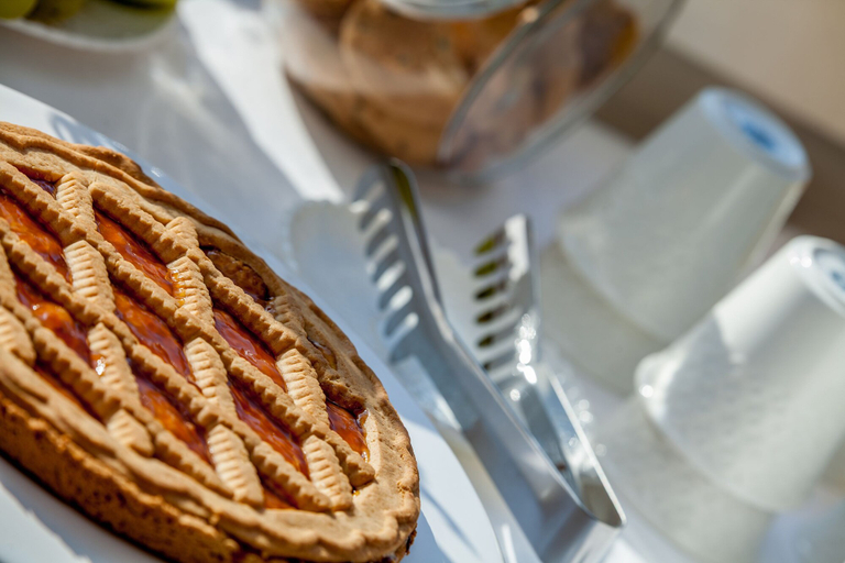 Food & Drinks 5, Sette Colli Guesthouse, Cagliari