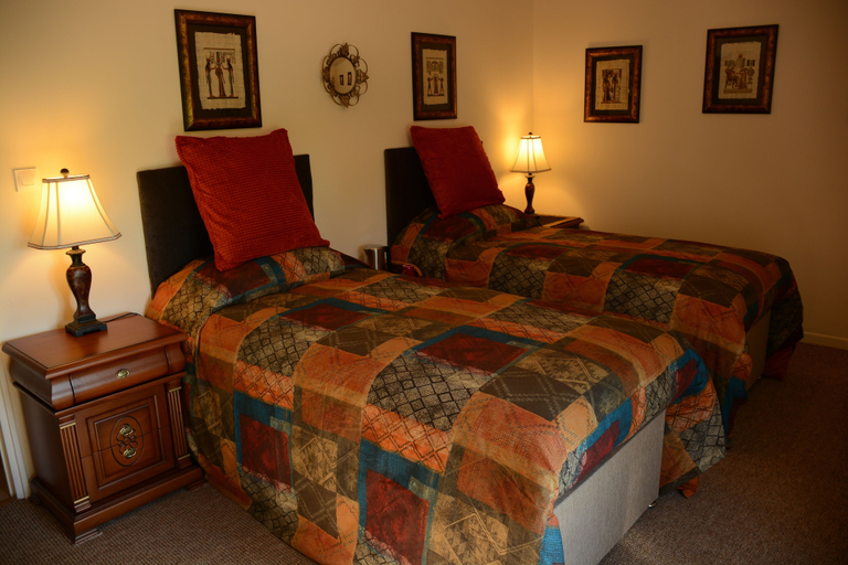 Bedroom 4, Les Noyers Aulnay, Charente-Maritime