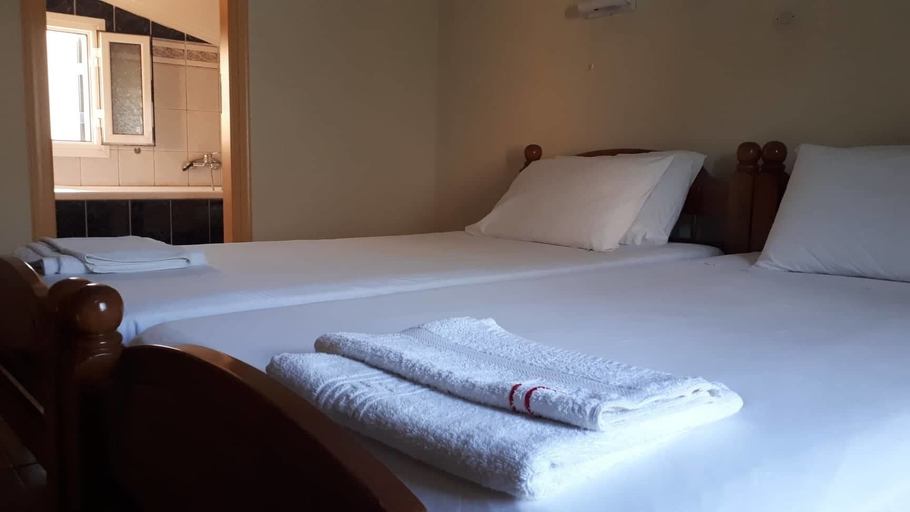 Bedroom 3, Dimitra's Maisonette, Ionian Islands
