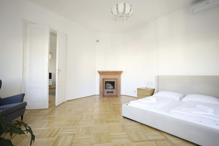 Bedroom 3, HeyMi Apartments Oper, Wien