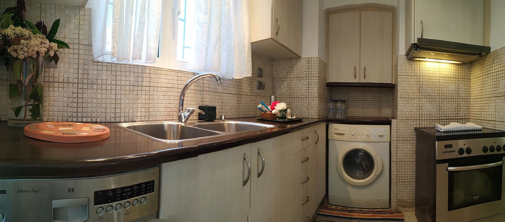 Private kitchen 5, House Sleeps 4 With Pets, Attica