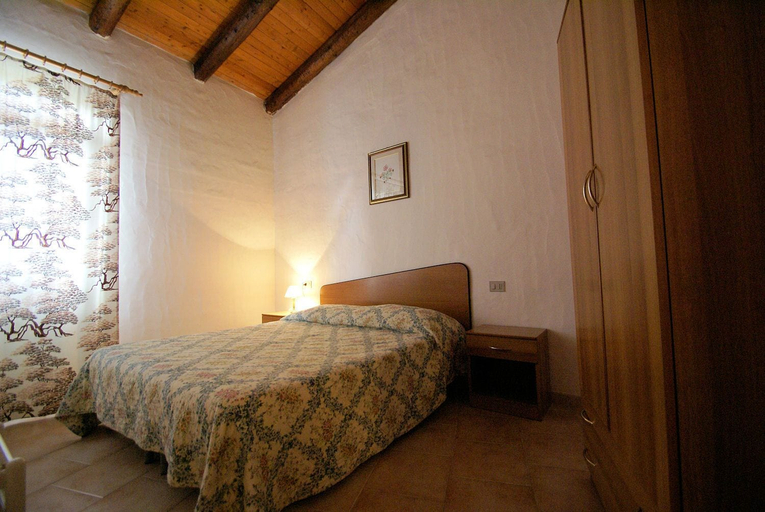 Bedroom 4, Sa Fiorida Case Vacanze, Sassari