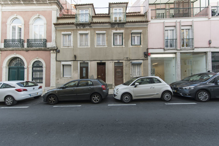 Exterior & Views, Traditional Duplex in Principe Real, Lisbon