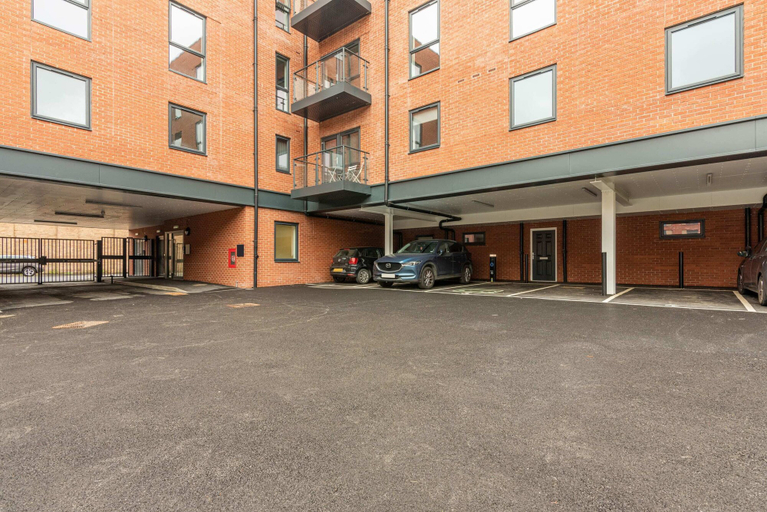Exterior & Views 2, Amazing 2 bed Apartment in York Centre, York