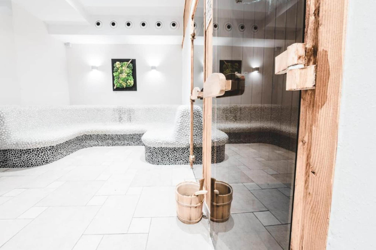 Bathroom 4, Apartmenthaus Hotel Cella Central, Zell am See