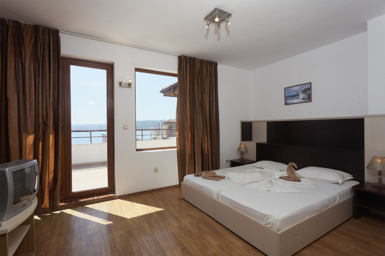 Bedroom 3, Hotel Vemara Club, Byala