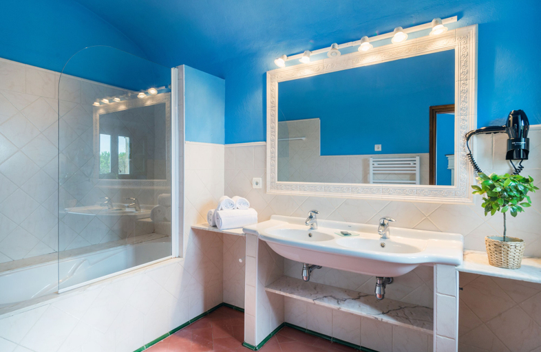 Bathroom 4, Mas Ses Vinyes - Adults Only, Girona